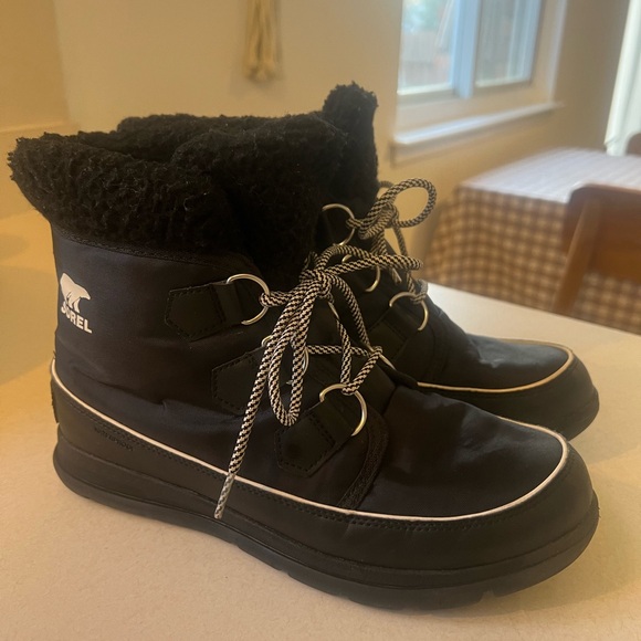 Sorel Black Winter Boots Women’s 10 - Picture 1 of 5
